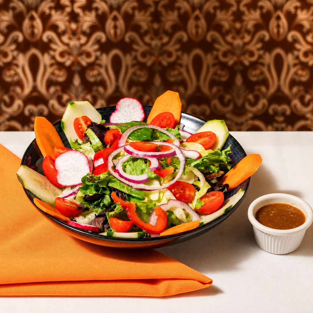 SLICED GREEN SALAD.