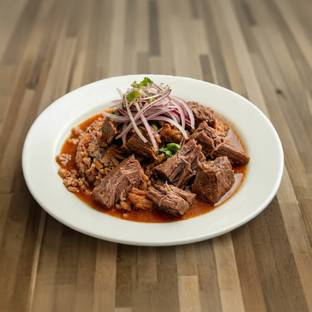 Tacu Tacu con Adobo de Puerco.