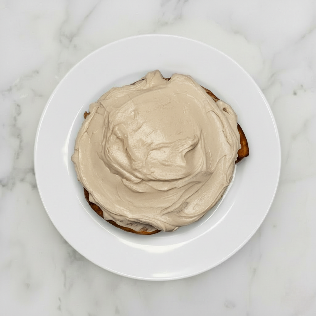 Mo's Cinnamon Roll.