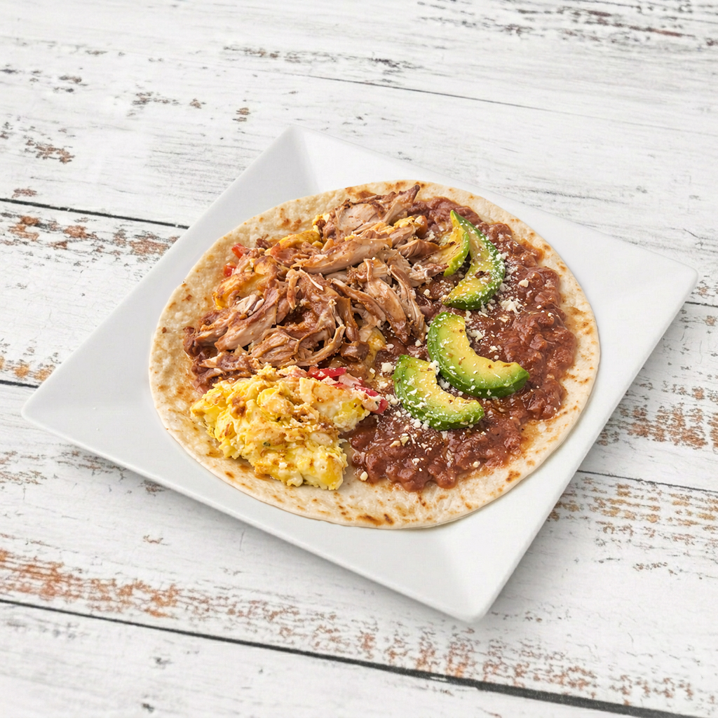 Baleada Con Pollo Chuco.