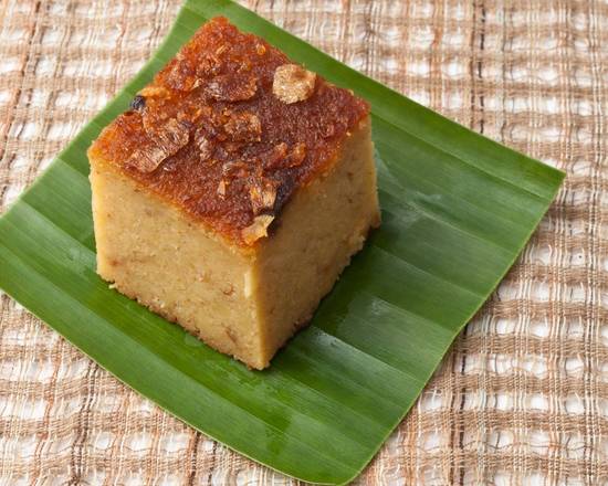 Mor Gaeng with Sticky Rice.
