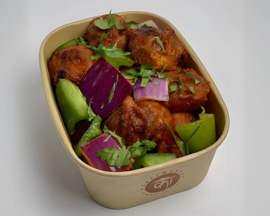 Tikka Momo.