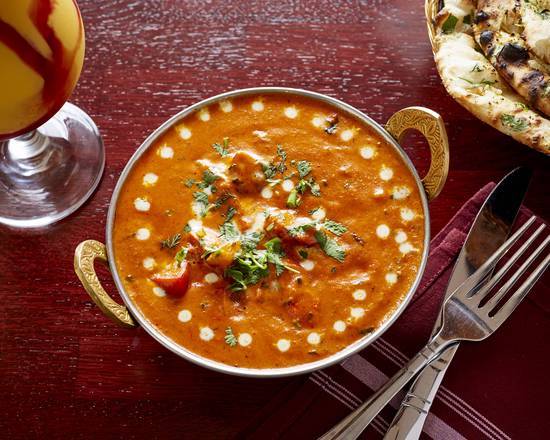 Chicken Tikka Masala (Comes with Rice).