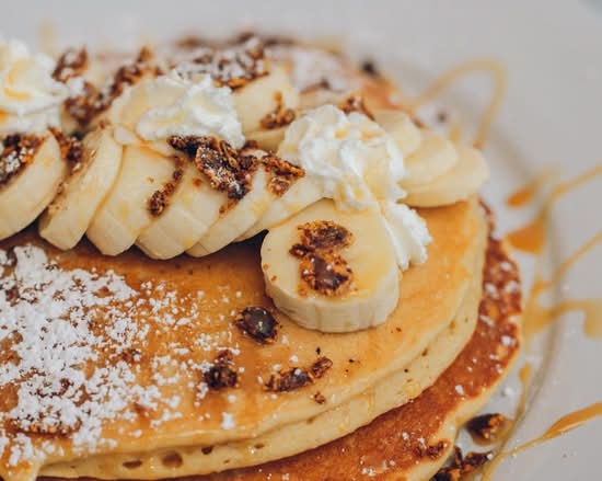 2 Banana Pancake.