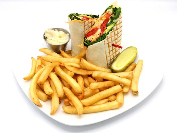 Buffalo Chicken Wrap w/fries.