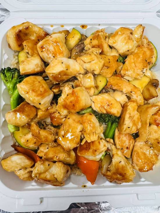L. Hibachi Chicken / L. 铁板鸡.