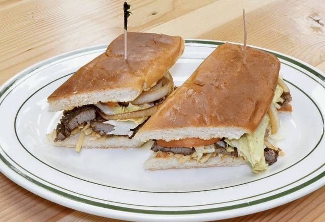 Bistec / Steak Sandwich.