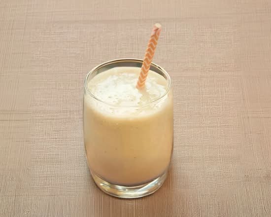 Guineo / Green Bananas Shake.