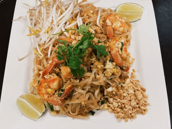 Shrimp Pad Thai.