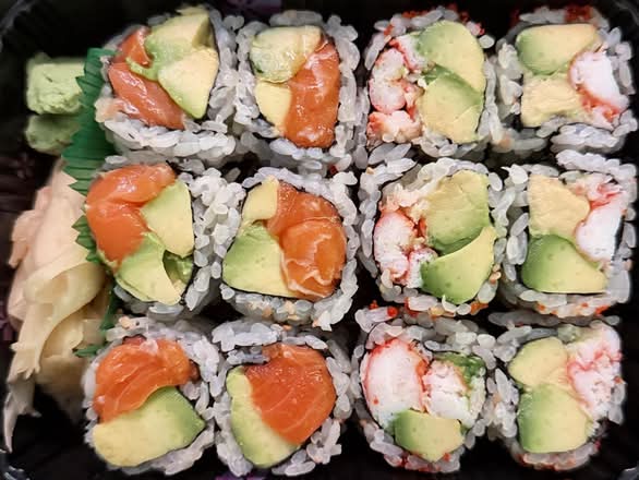 King Salmon Avocado Roll.