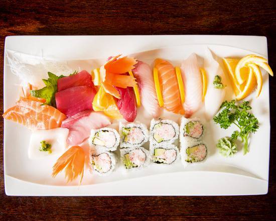 Nigiri Sashimi Combo Lunch.