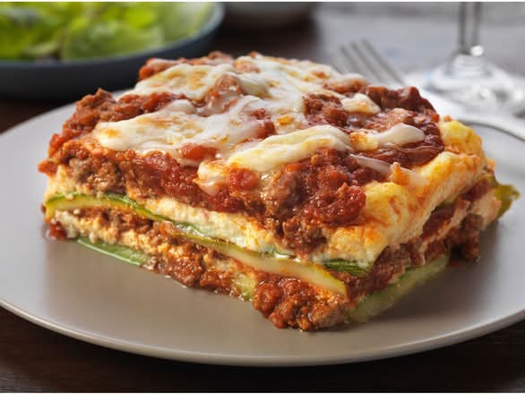 Large Tray Beef Lasagna.