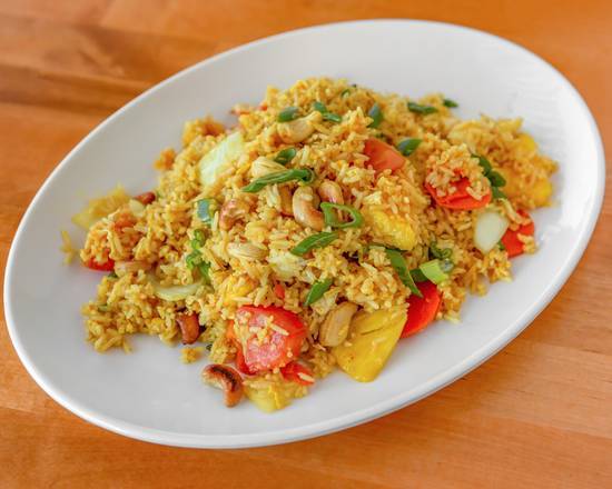 R5. Pineapple Fried Rice.