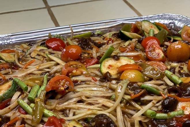 Tum Papaya Salad.