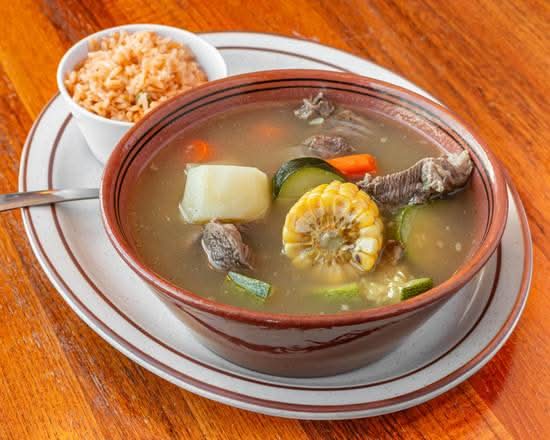 Caldo De Res.