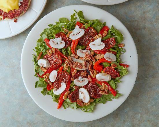 Sundried Tomato & Roasted Red Pepper Salad.