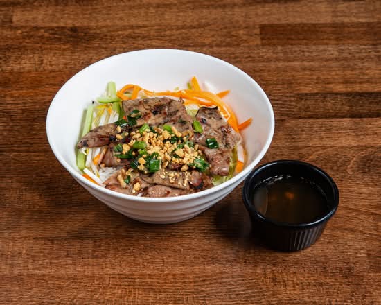 Bún Thịt Nướng.