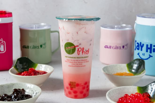 YM2 Strawberry Yogurt Milk Tea.