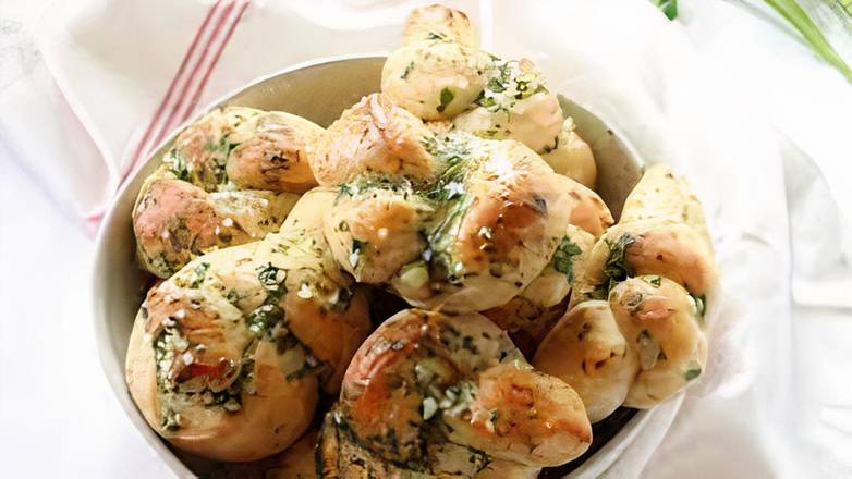 Garlic Knots.