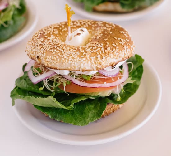 Hummus Veggie Bagel.