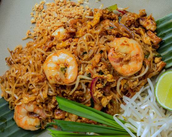 Steamed Pad Thai Noodle.