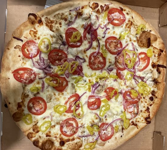 Chicken Ranch Pizza 16".
