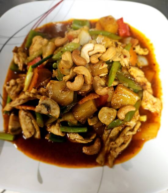 E83 Pad Pik Pao Dinner.