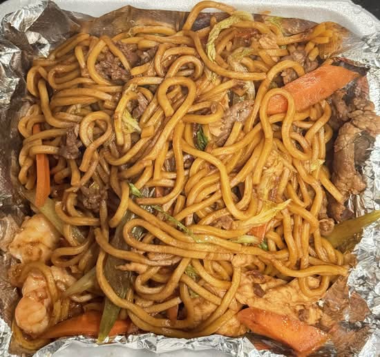 Combination Lo Mein.