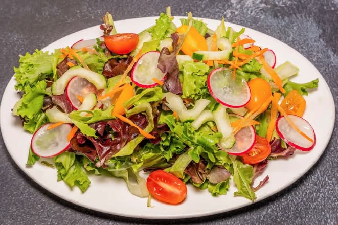 Green Mixed Salad.