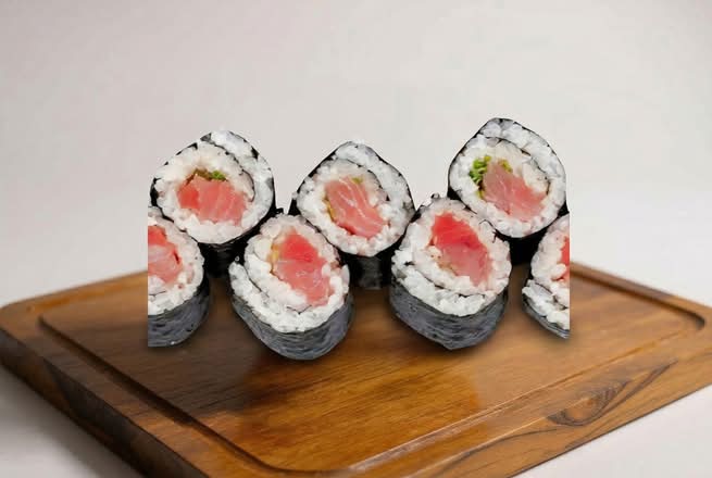 Tuna Roll.