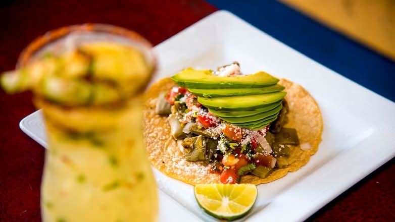 Taco De Nopal.