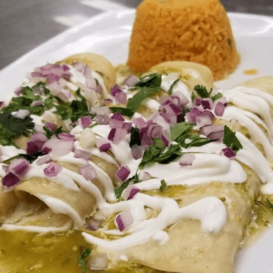 Lunch Enchiladas Suizas.