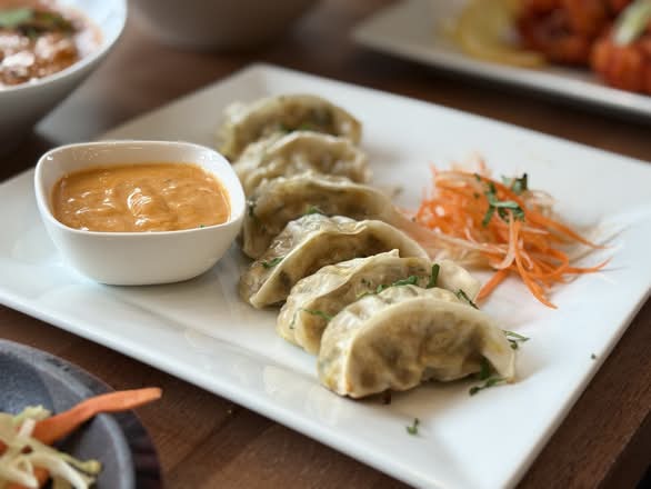 Chilli Chicken Momo.