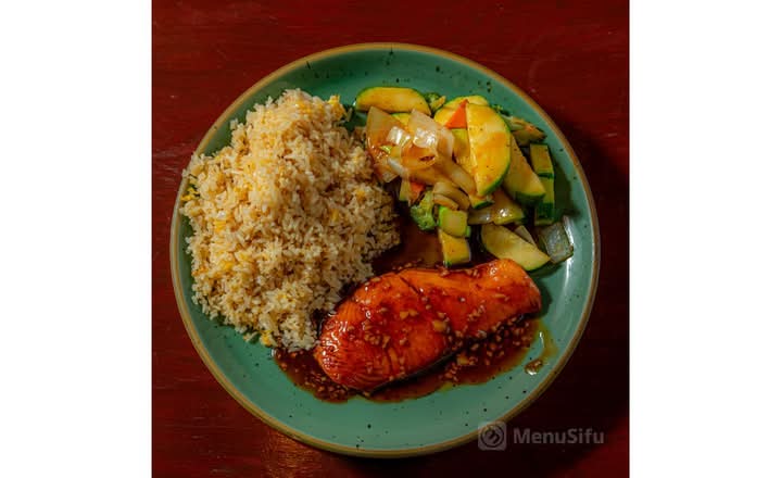 Salmon (K).