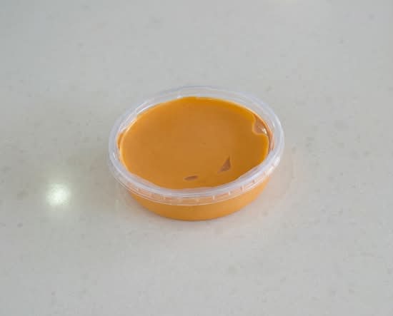 8oz Spicy Sauce.