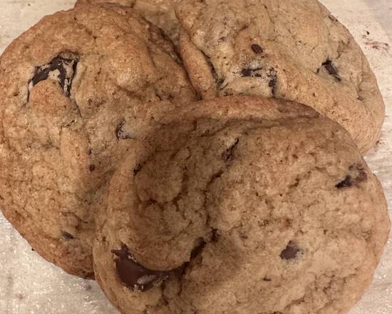 CHOCOLATE CHIP COOKIE.